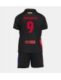 Barcelona Robert Lewandowski #9 Replika Borta Kläder Barn 2024-25 Kortärmad (+ byxor)
